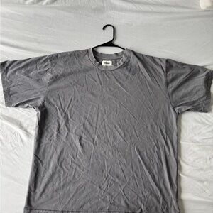 Gray Short Sleeve Crew Neck Tee